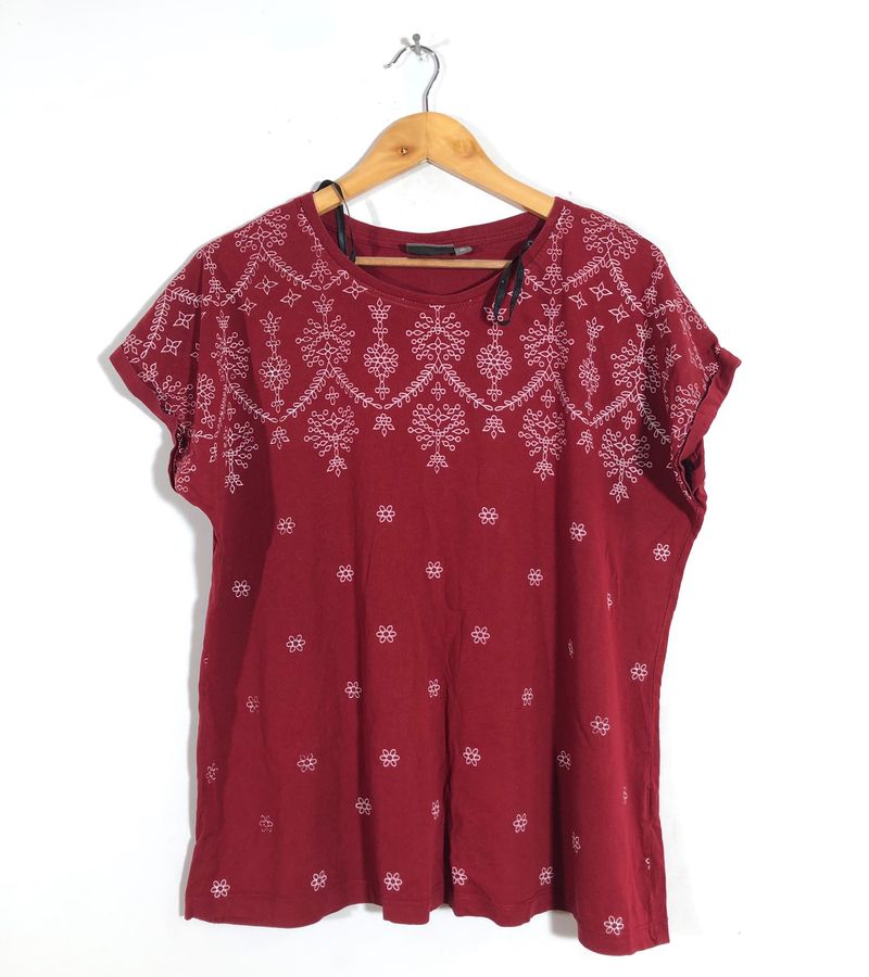 Gia Curves Maroon Printed T-Shirts(Women’s)