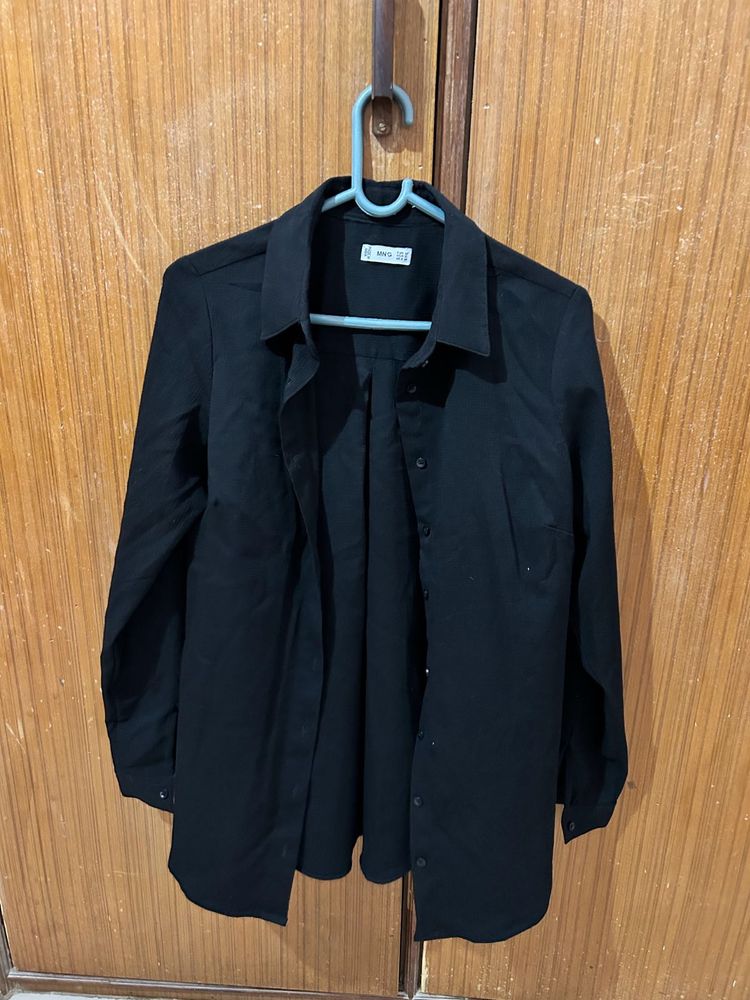 mango black t-shirt