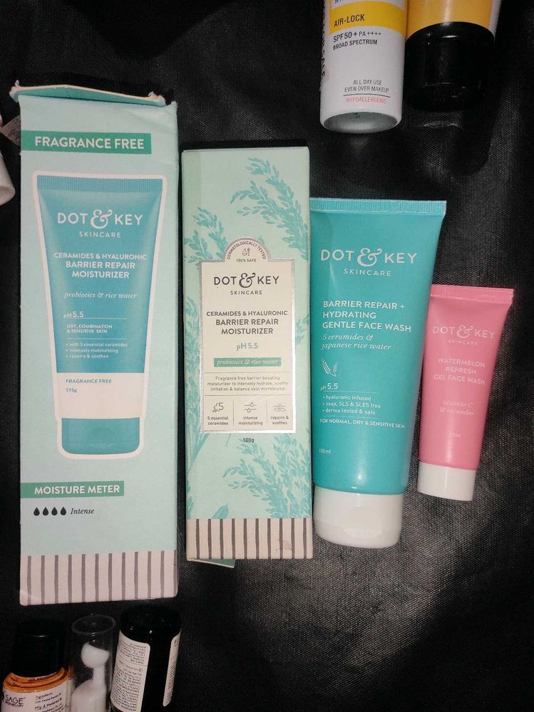 2 Facewash + Two Moisturizer