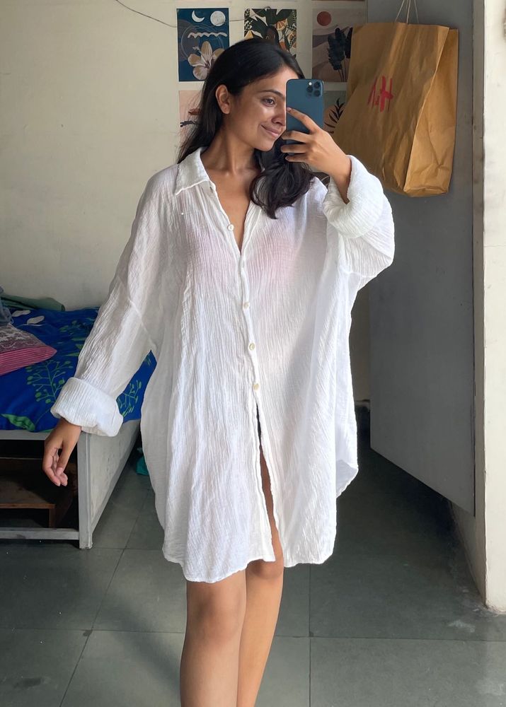 white oversized shirt cotton