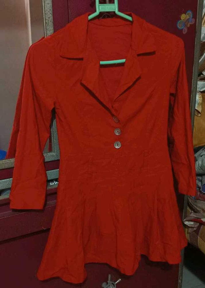 Red Button Down Top😍