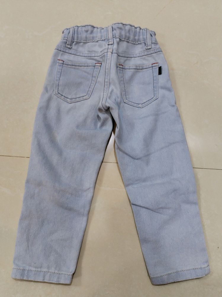 For 2 Yr Boy Child Very Comfortable