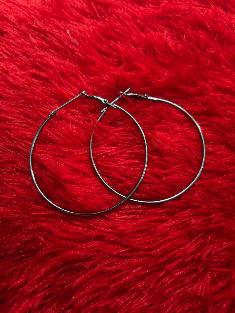 Stylish Earrings Black