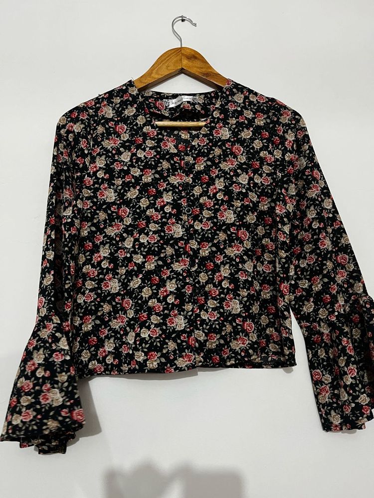 Floral Print Bell Sleeve Top