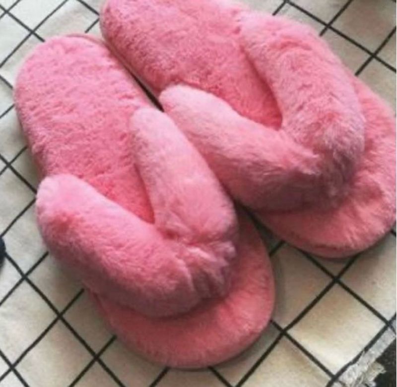 Pink indoor slipers with free black furry scalf
