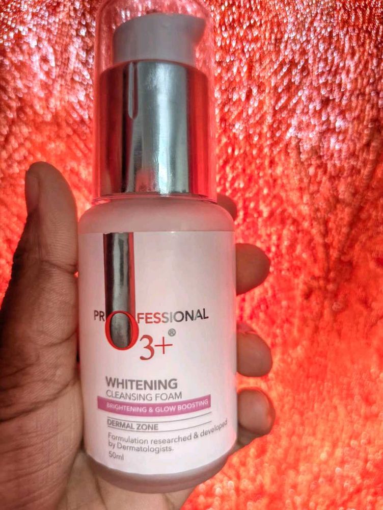 Professional 3+ Whitening Cleansing Foam