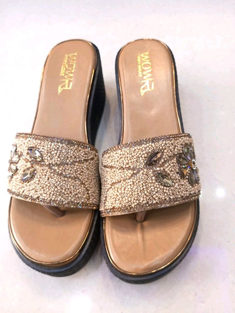 Wow.. Wedges For Women New Pair ...Size-39-40-41 Soft N Comfortable Heels..Rose Gold Colour Is Also Available