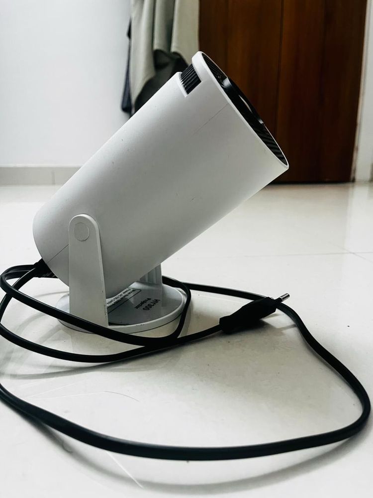 Portable mini projector