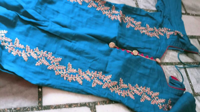Salwar Suit