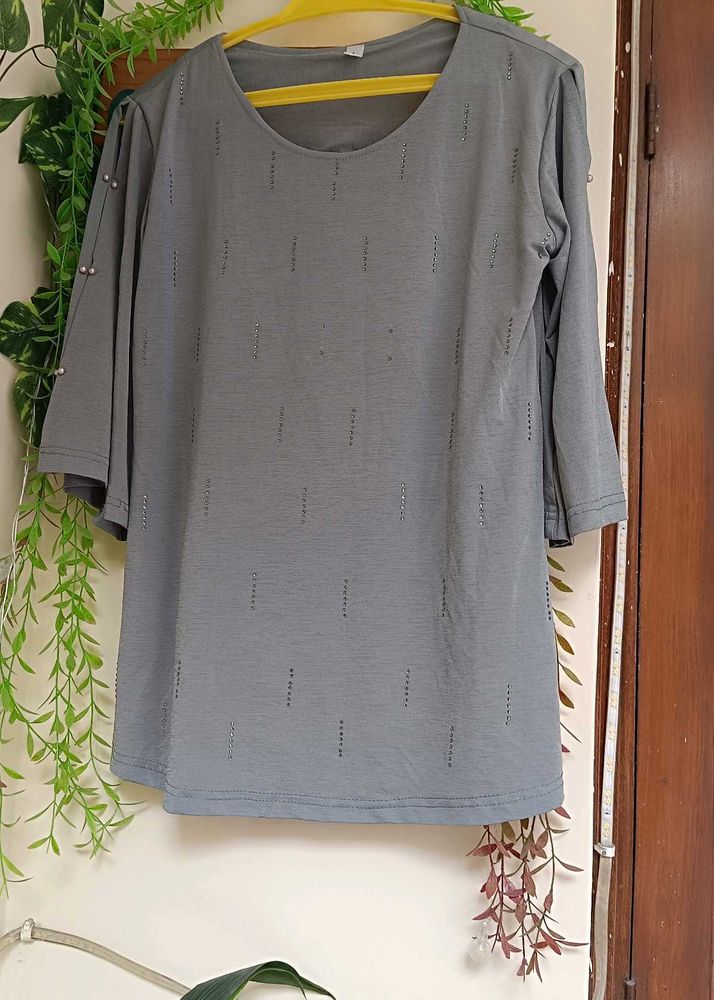 Selling Women Stylish Top