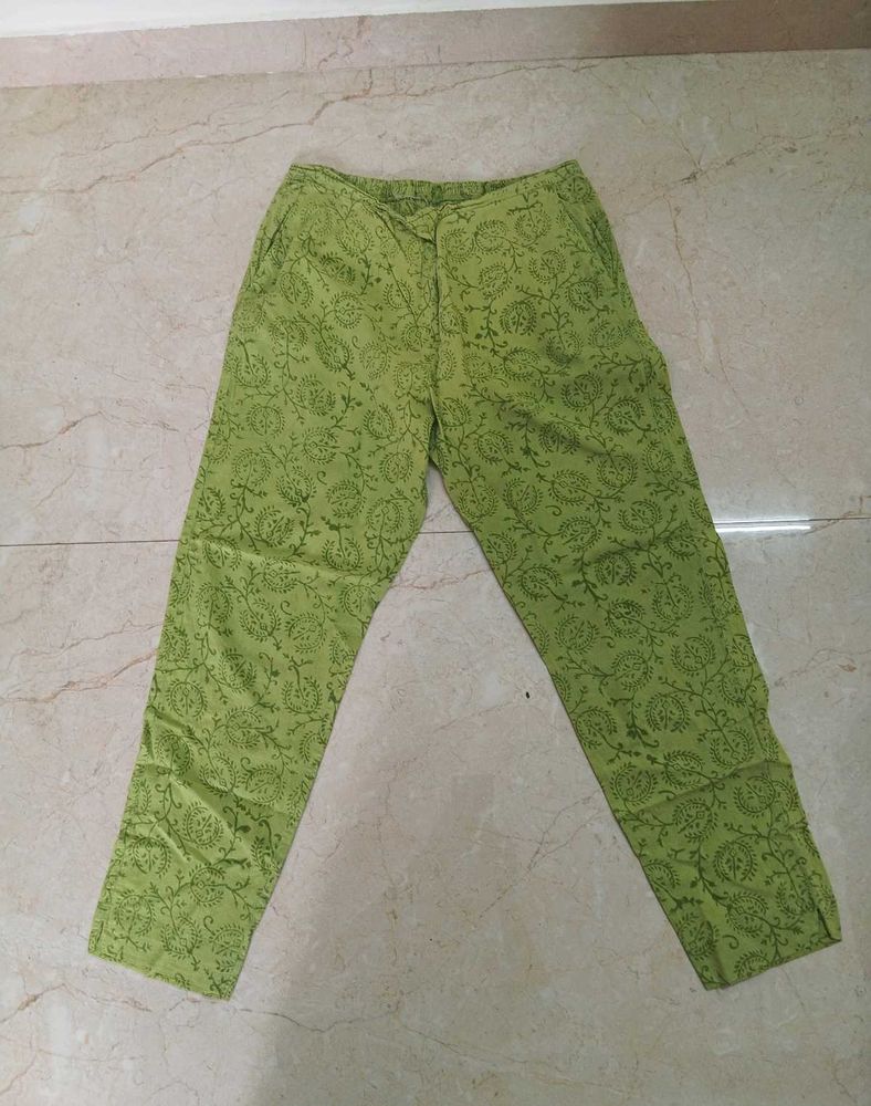 GREEN FLORAL PRINT PANT