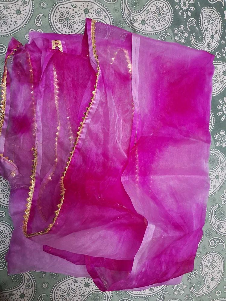 Gorgeous Pink Tie-Dye Saare