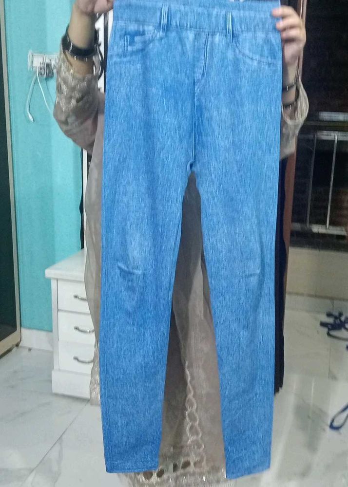 Denim Look Leggings stretchable legi like new