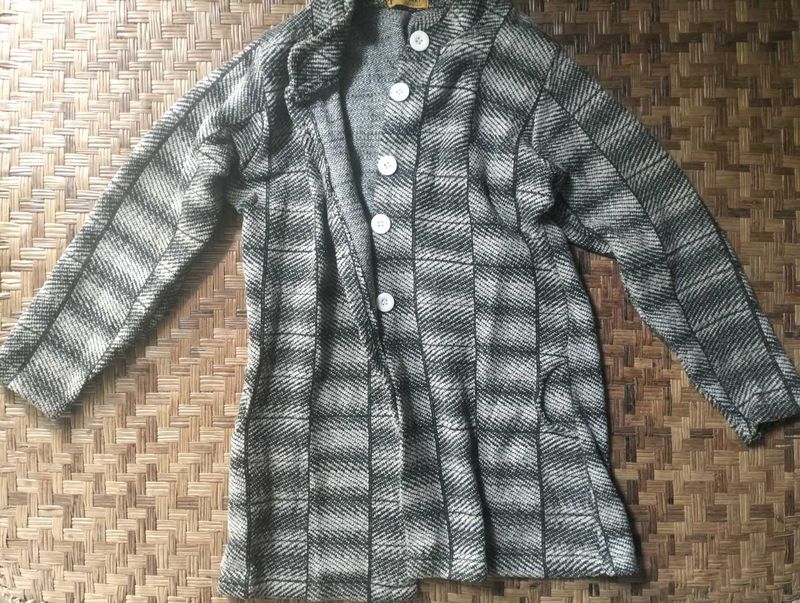 Checked Tweed Type
