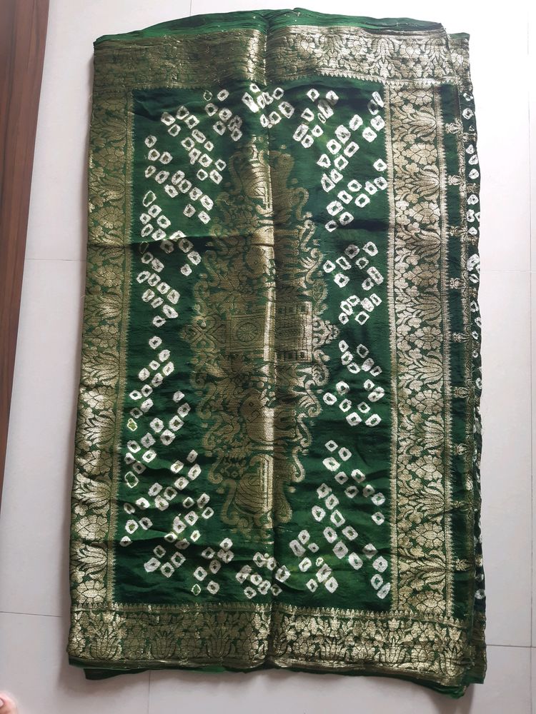 Full Ready Green Bandhani With Stitching Blouse