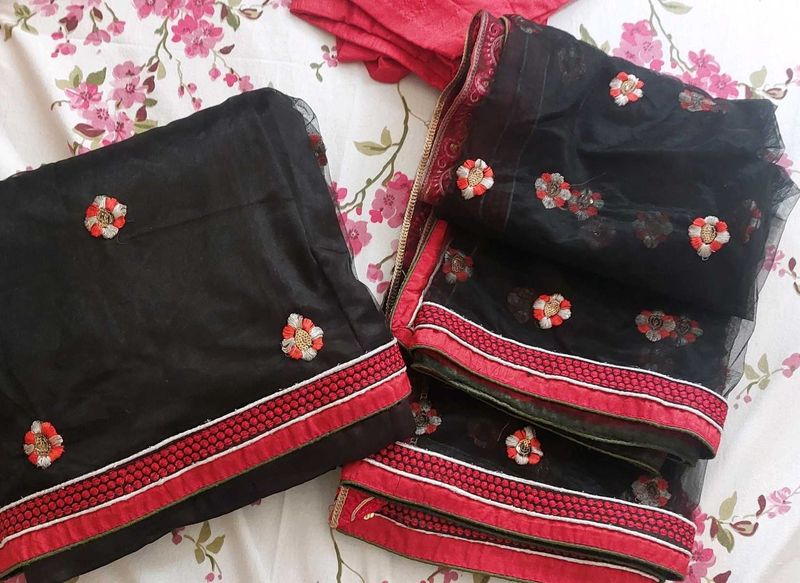 Black Lehenga Set With Satin Lining