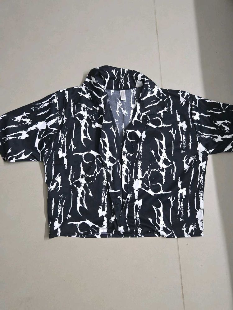Black &amp; White Patterned Shirt