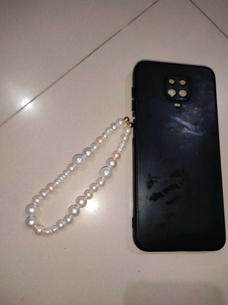 Pearl Phone Charm - Elegant Accessory