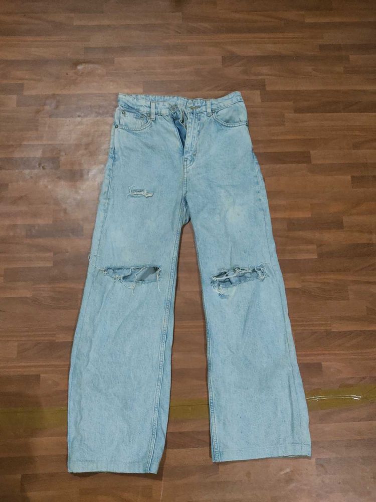 Distressed Wide Leg Jeans