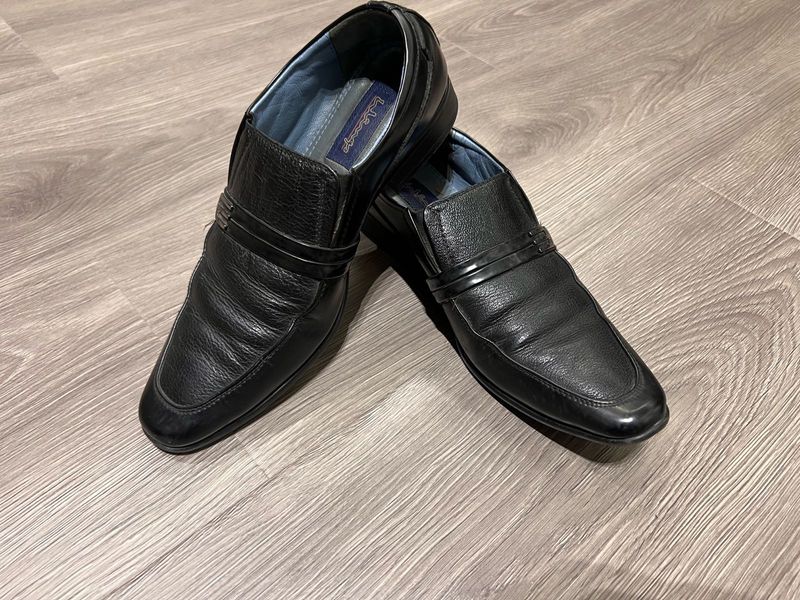 Men&#39;s Black Leather Formal Shoes