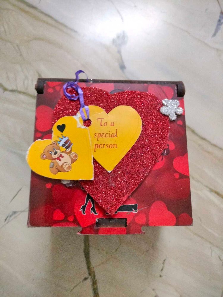 Gift Box For Your Love Or Gf &amp; Bf 💖🎁