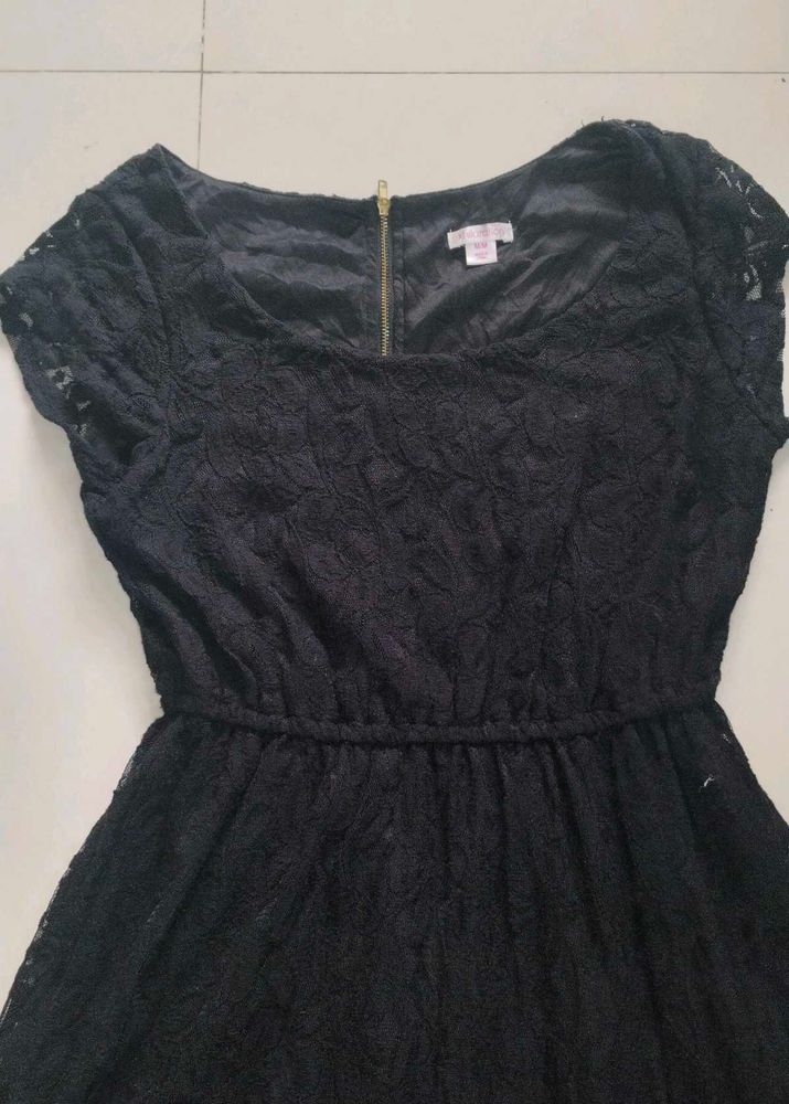 Elegant Black Lace Dress