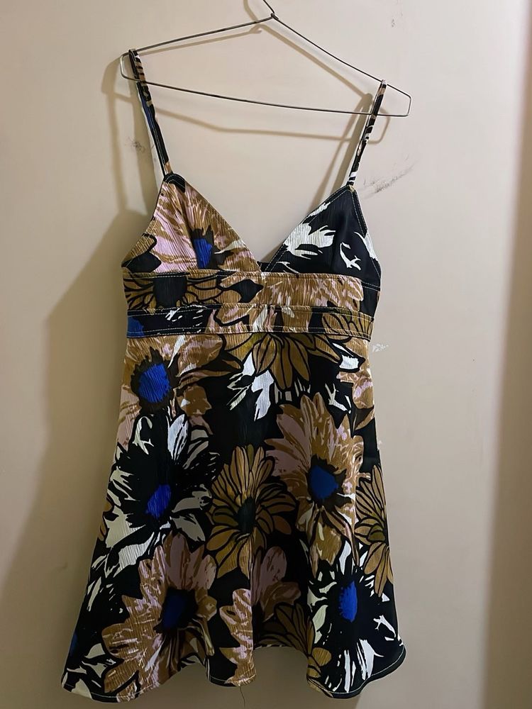 Floral Print Top Can We Worn As A Dress