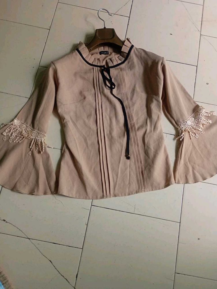 Girls 💛 Top Flair Sleeve