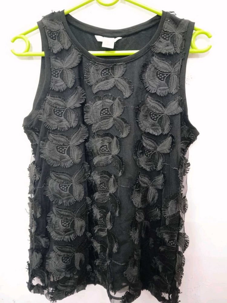 Branded(H&amp;M)Floral Applique Tank Top