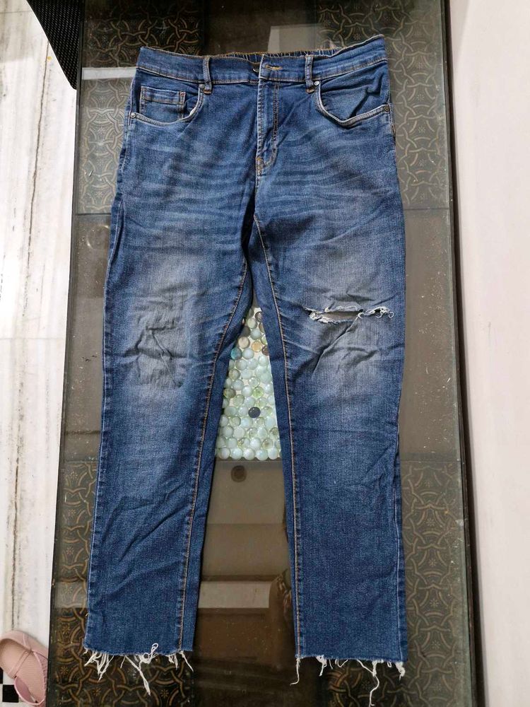 One Leg Rugged Jean