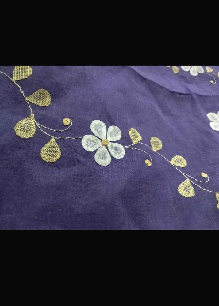 Embroidered sari ( Minor Issue