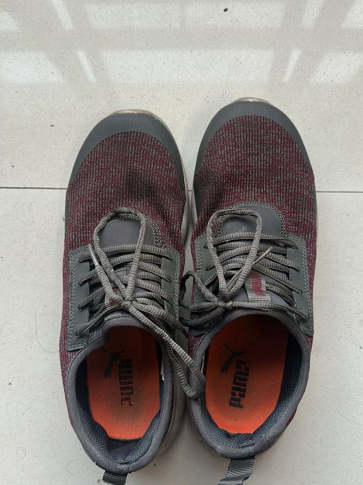 Puma Sneakers