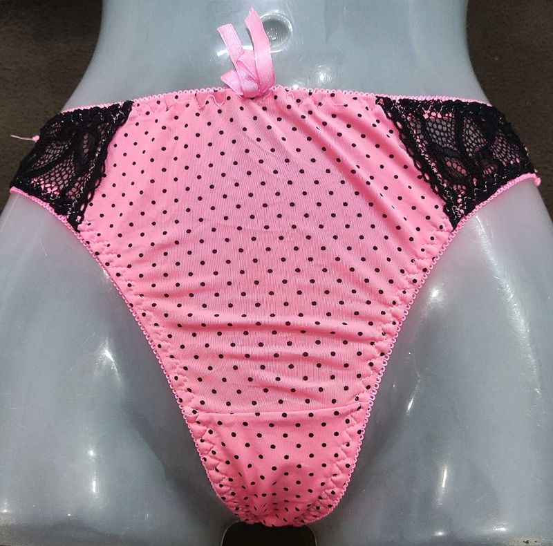 Pink Polka Dot Panties 🔥