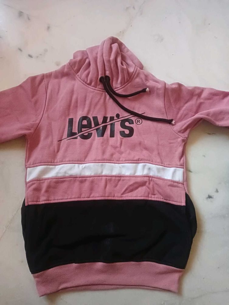 Levi&#39;s Pullover Hoodie