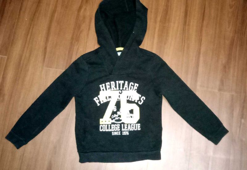 black hoodie 😍😍