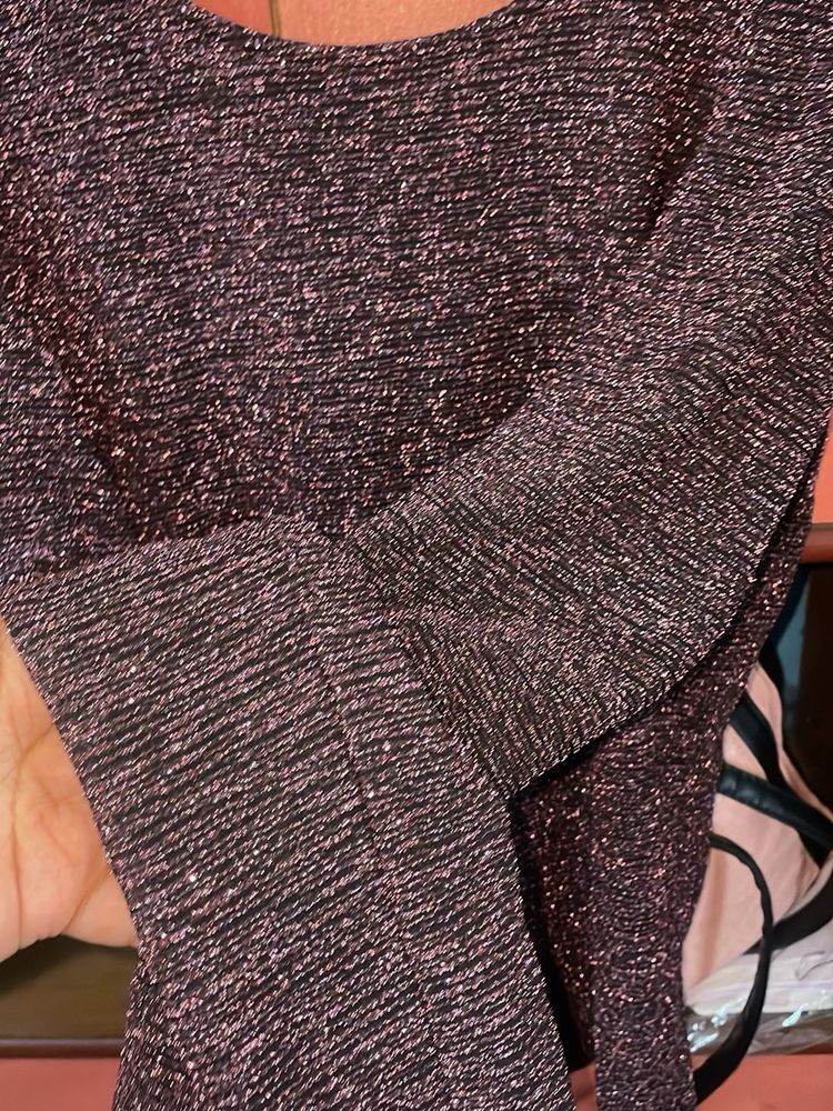 Code Sparkly Long Sleeve Blacked Top