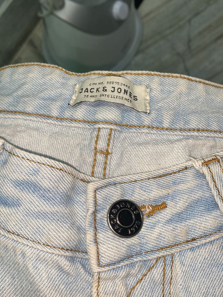 Jack &amp; Jones Light Blue Jean With Blue Dot Design