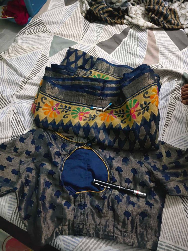 Elegant Saree &amp; Blouse Set