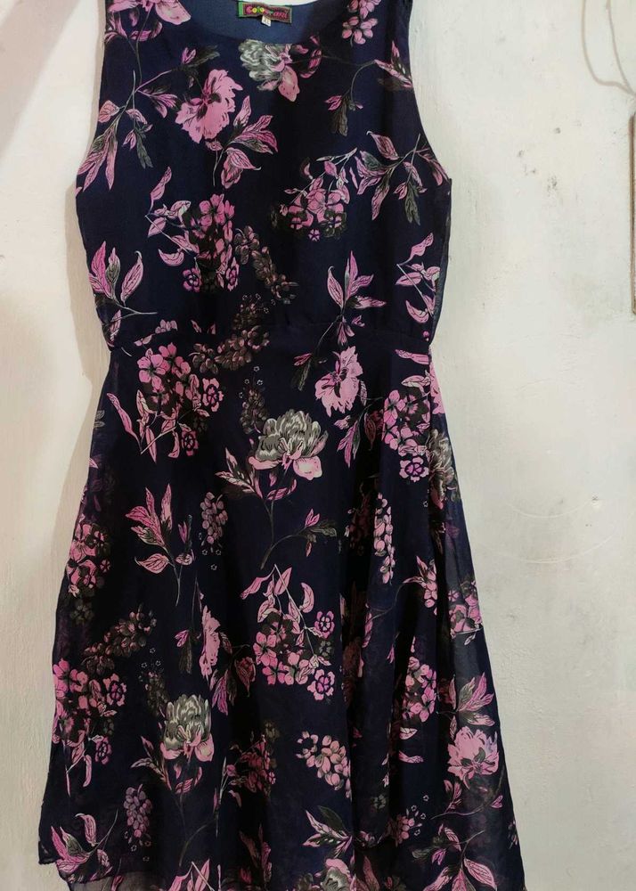 Short Dress👗