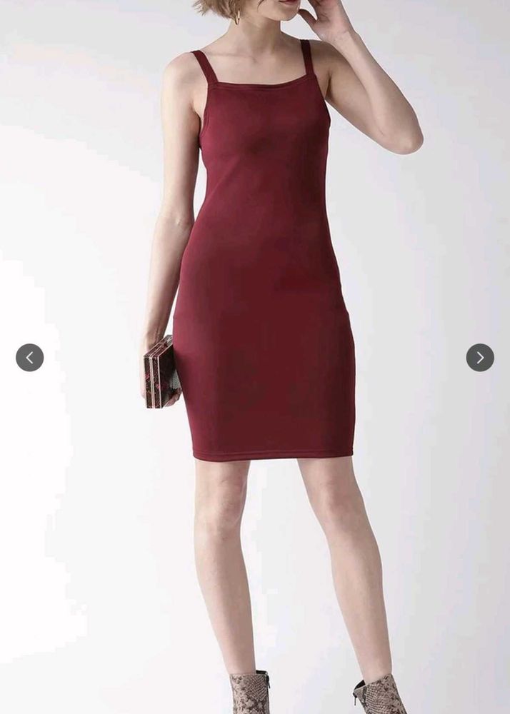 Chic Maroon Bodycon Dress