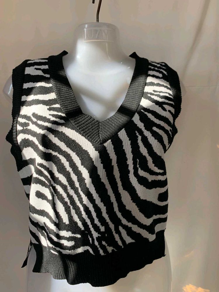 Zebra Print Knit Vest