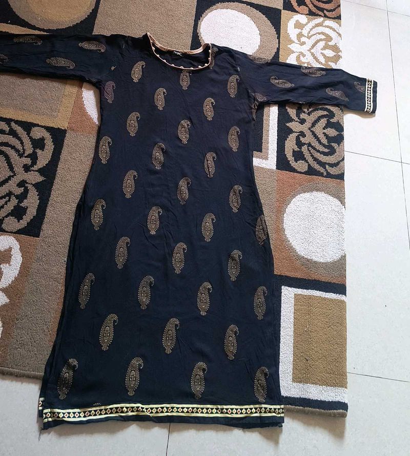 Elegant Black Paisley Kurta