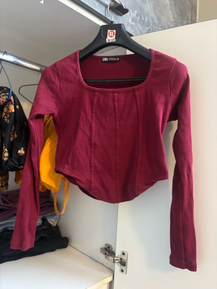 zara corset type crop top
