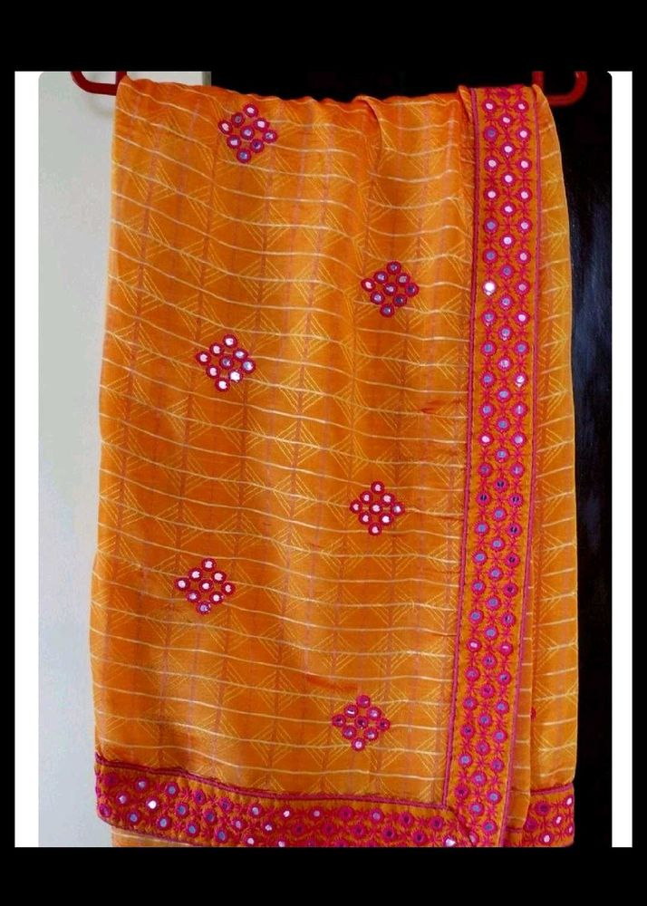 Only Saree 💸💸💸