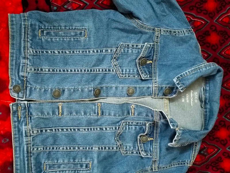 Denim Jacket - Stylish &amp; Versatile