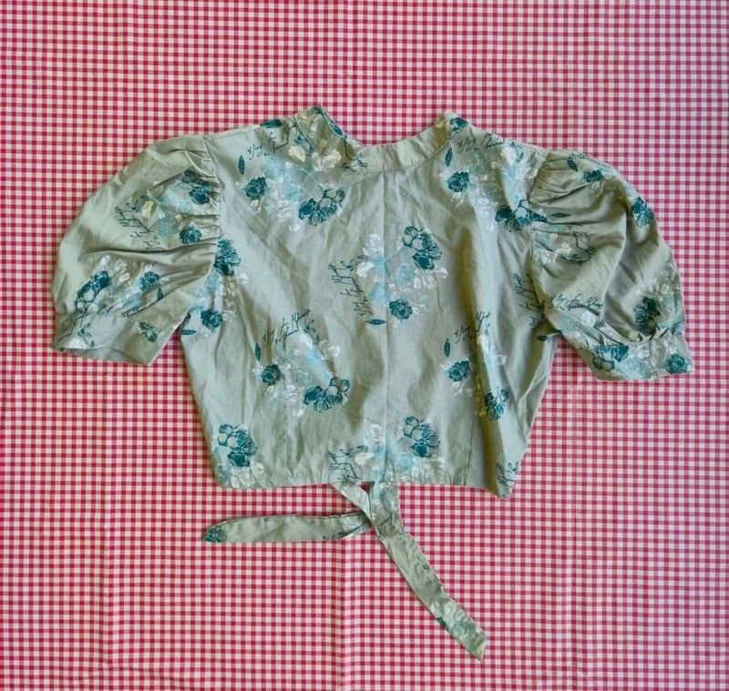 Floral Puff backless top