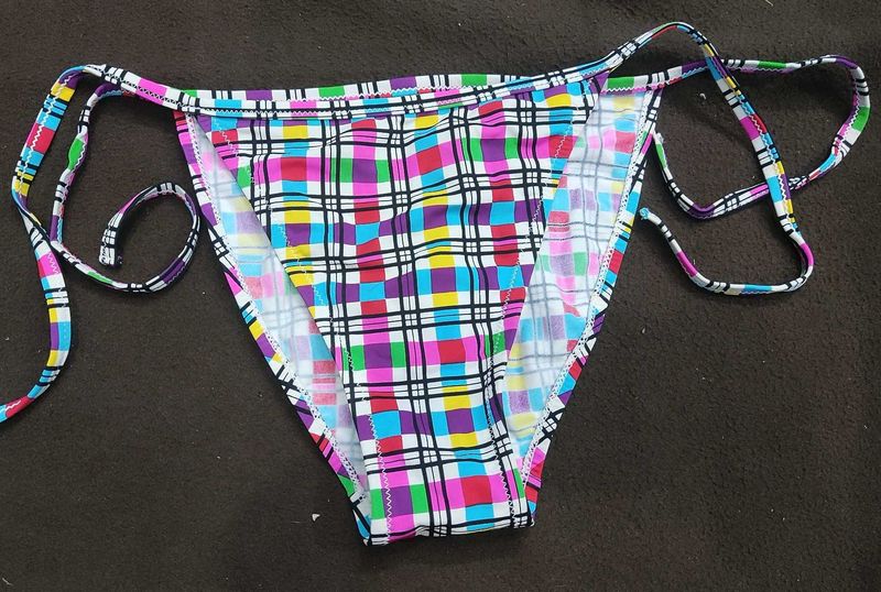 Cute Plaid Bikini Bottom 🔥