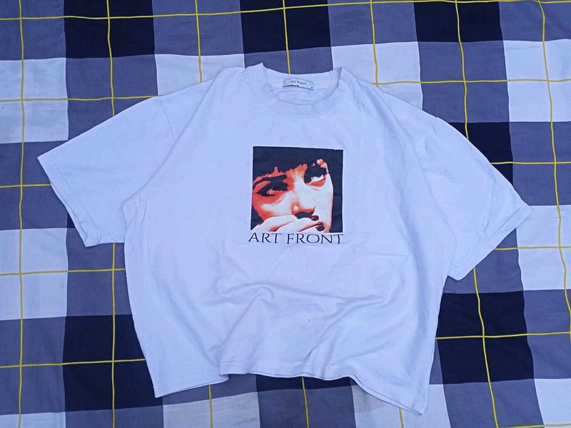 ART Front White Graphic Print Tee