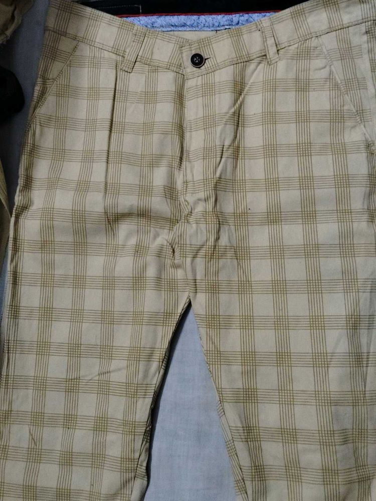 Checkered Casual Pants
