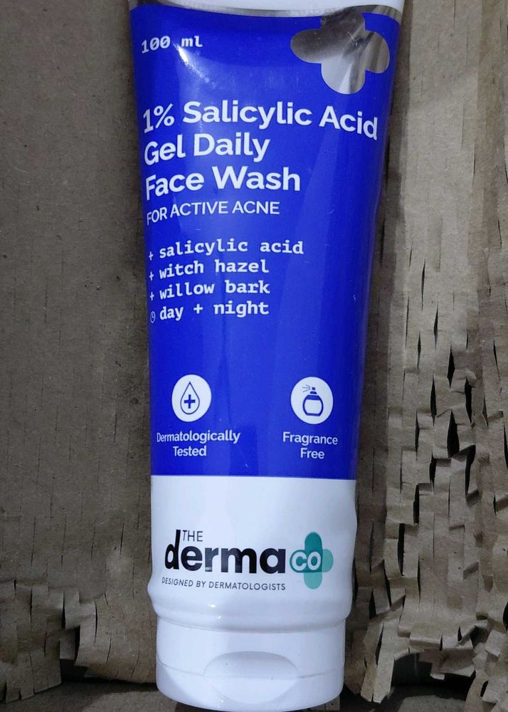 The Derma Co Face Wash